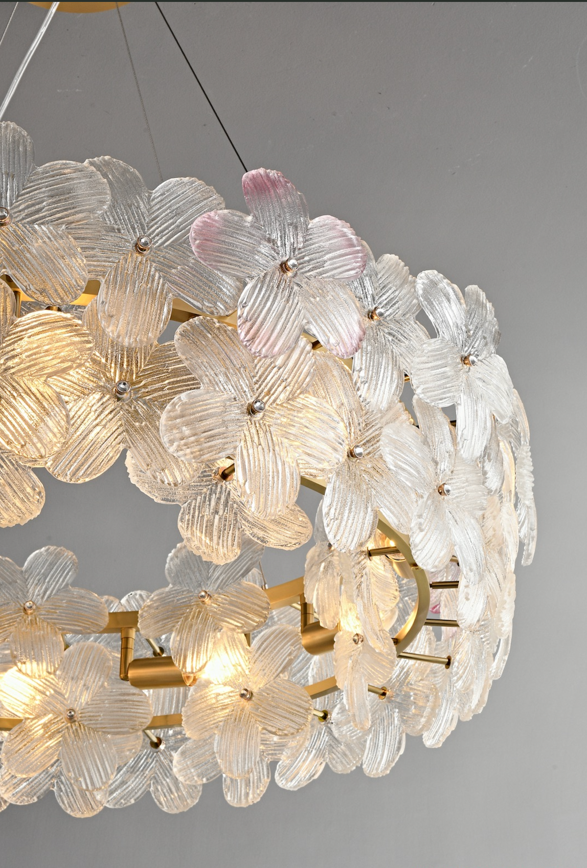 Zensori Frosted Flora Chandelier