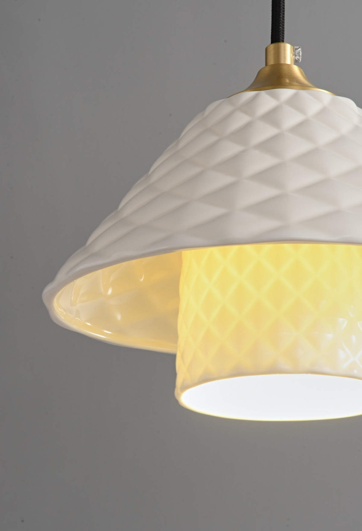 Zensori Quilted Ceramic Pendant