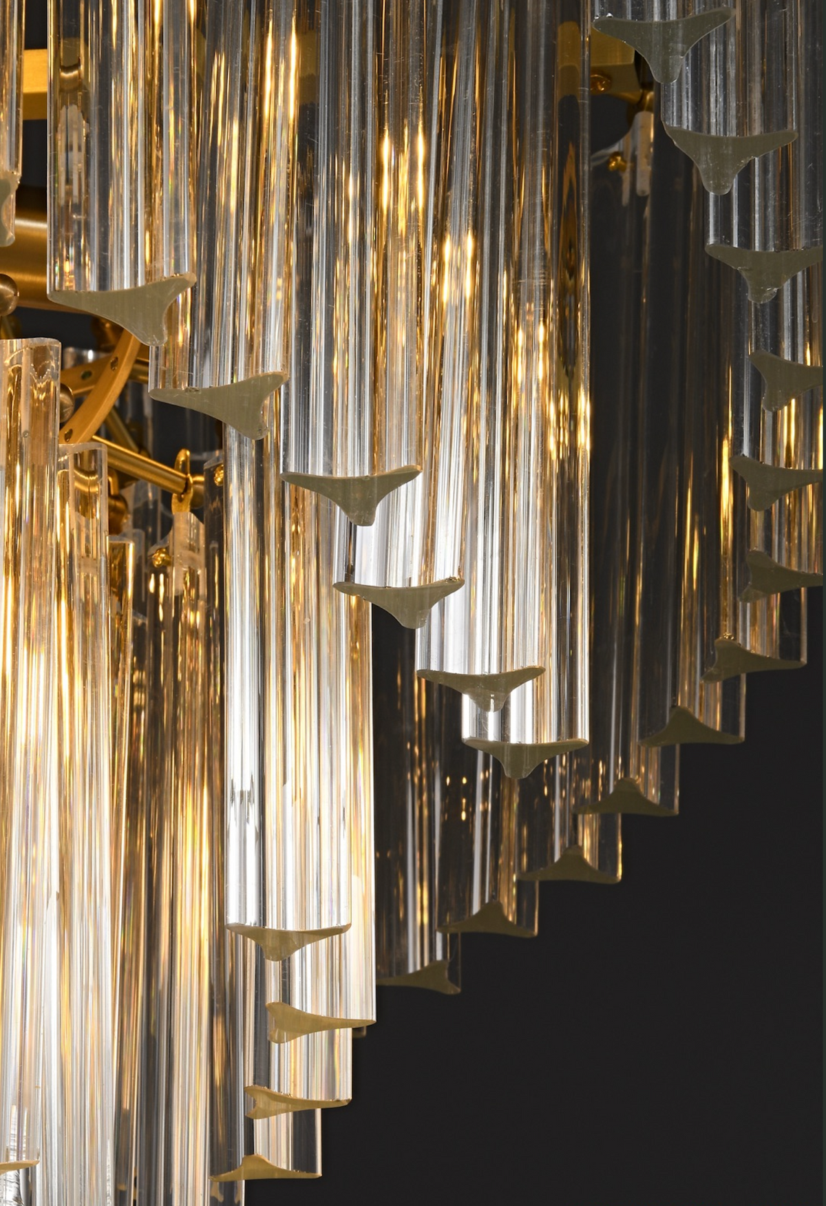 Zensori Sovereign Spiral Chandelier